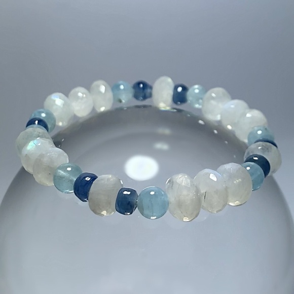 SOLD OUT - Picture 5 of 5